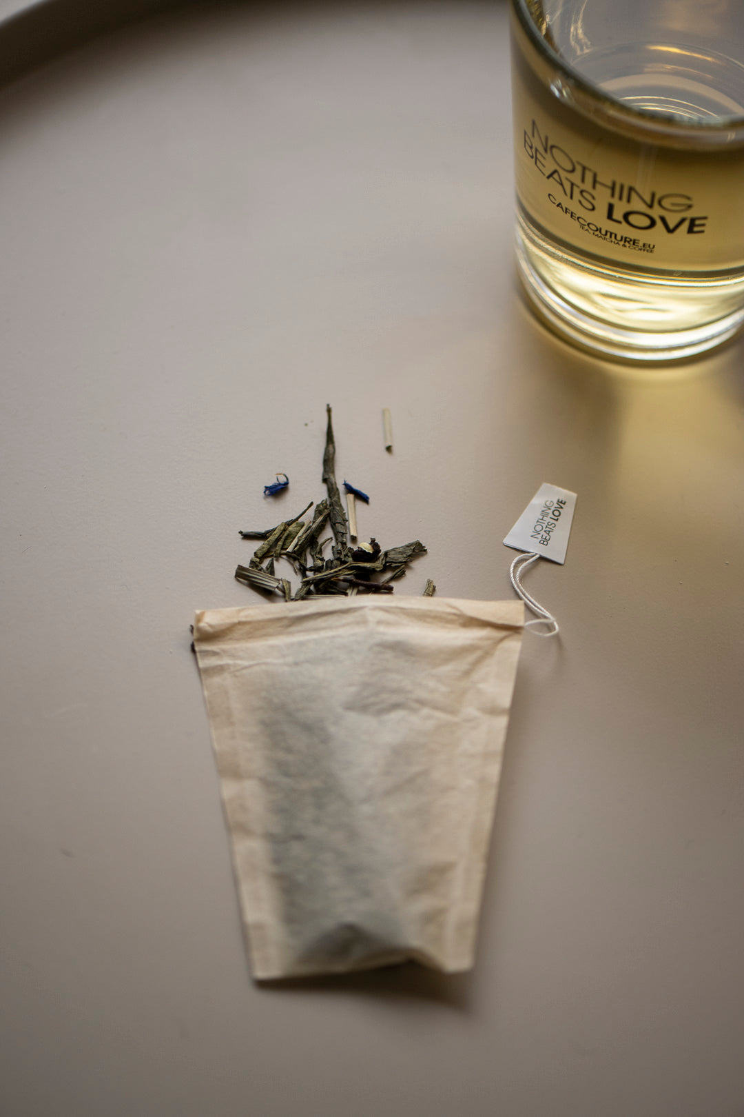 Yoosso 100 theefilterzakjes, 9 x 7 cm, leeg met trekkoord, fijne theefilter voor losse specerijen, thee, kruiden, koffie, wit
