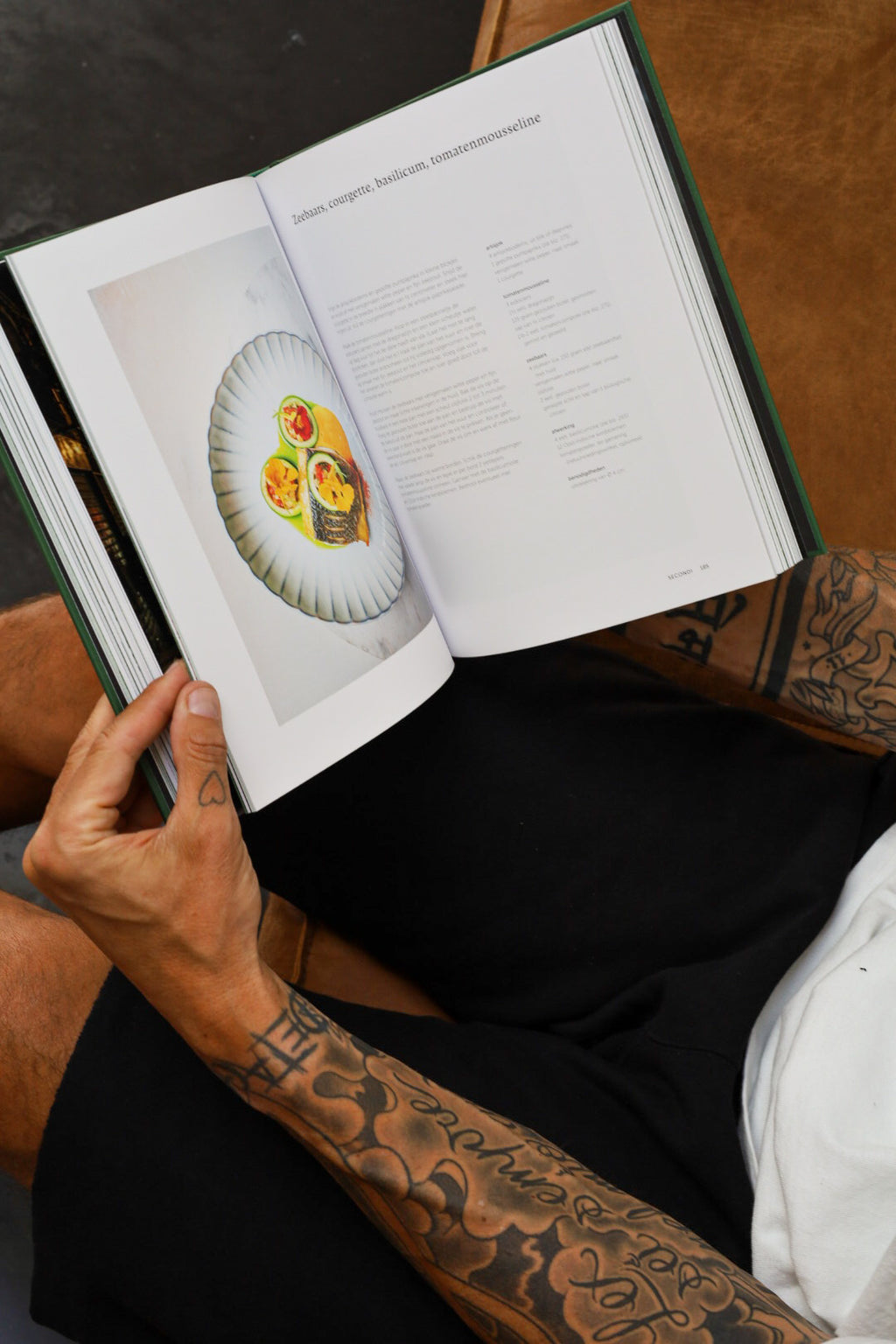 1611C1E0-E86F-4C97-9F6B-30187FF00FE3