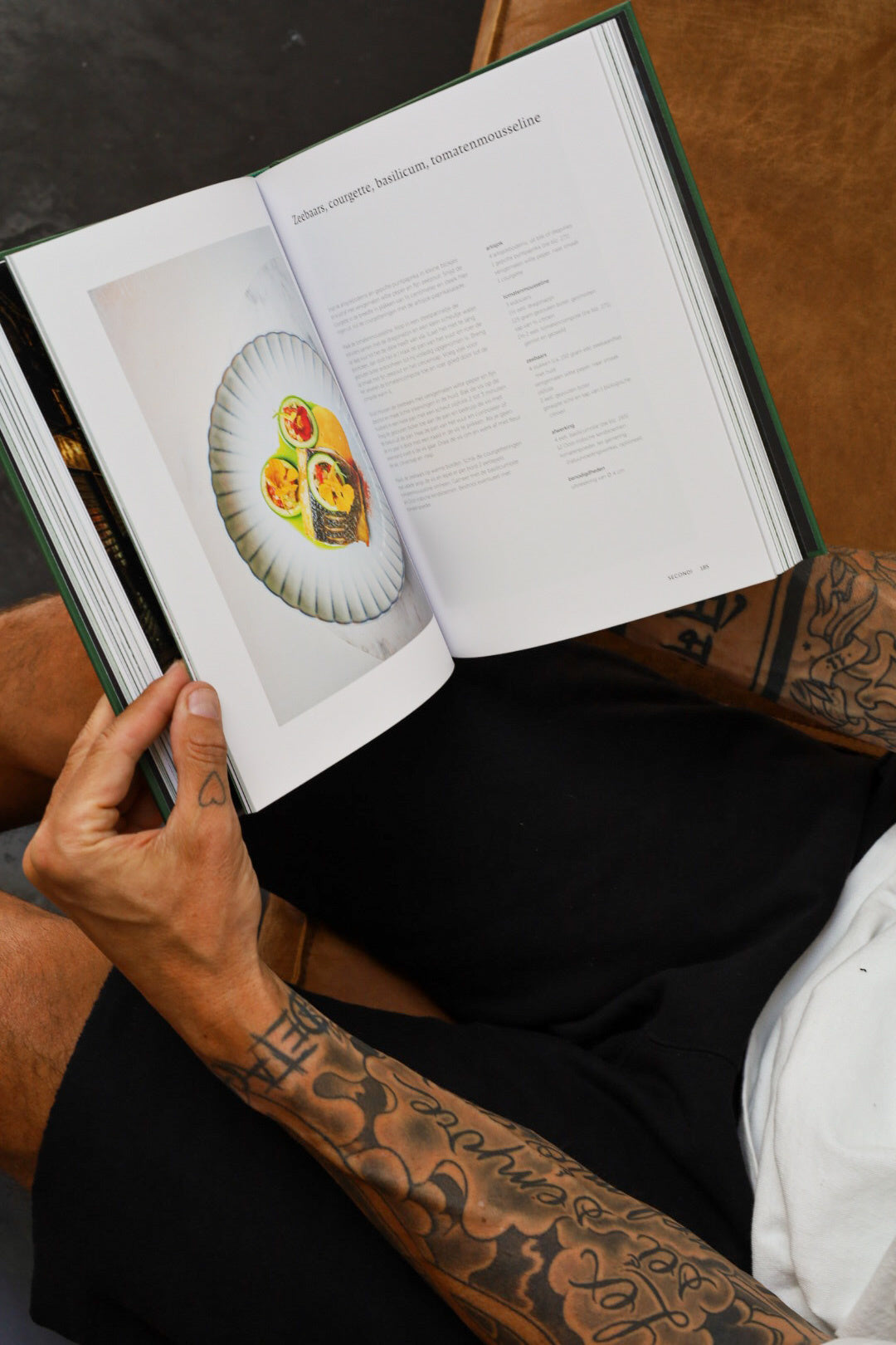 1611C1E0-E86F-4C97-9F6B-30187FF00FE3