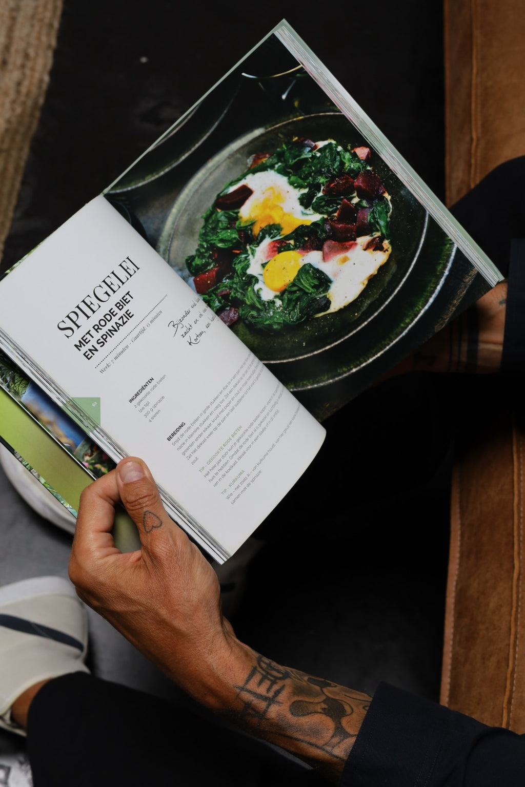 7EE8F3A5-ED9C-4C3E-B6B3-EC12C8F5A288