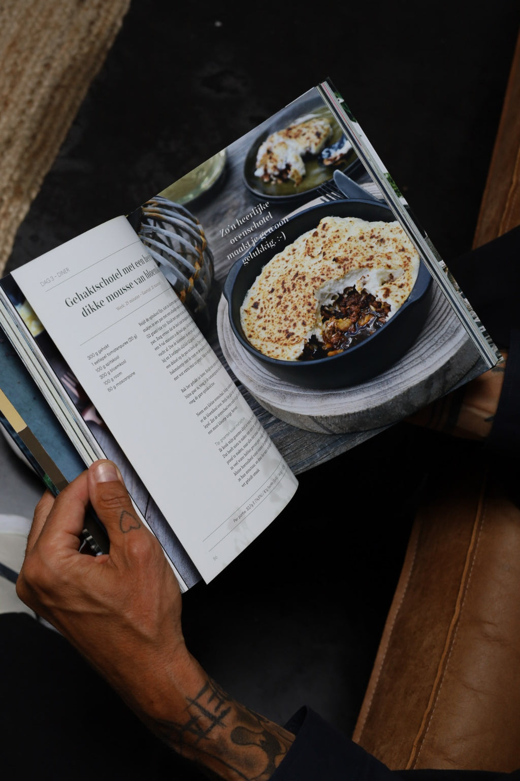 98EC2441-0B0C-4E40-86DC-A83863E8AF5D