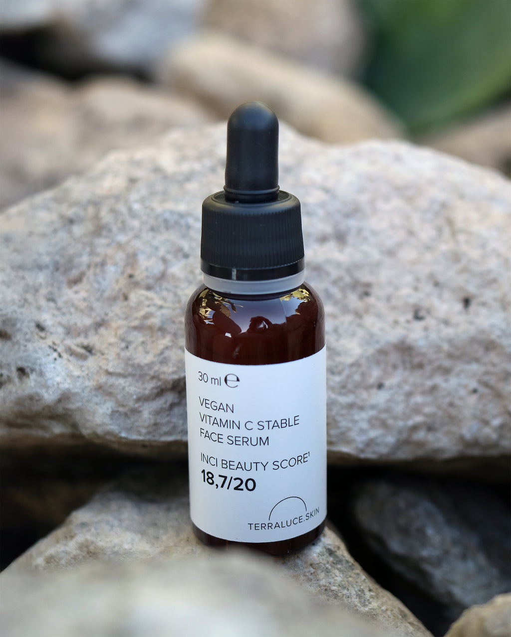 Face serum met vitamine C stable