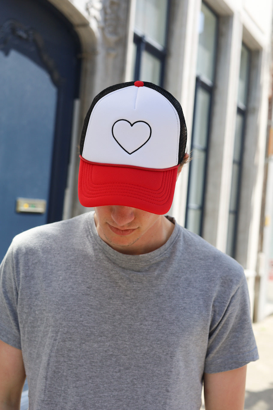 B7739376-993A-4DF2-BBF3-9DCF356BF0E0