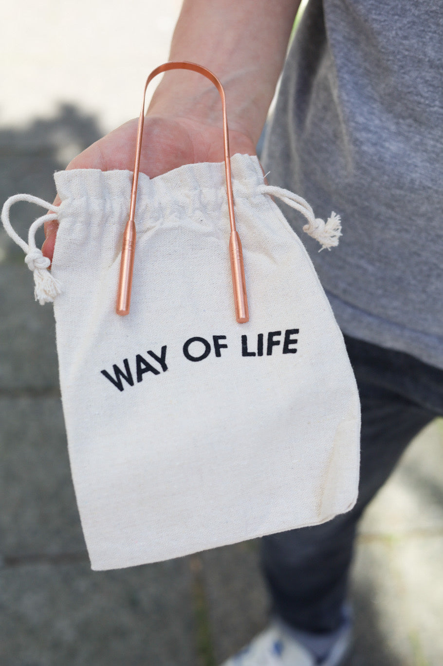 D9D9701F-68D4-42C3-80A4-AE7F950F9A59