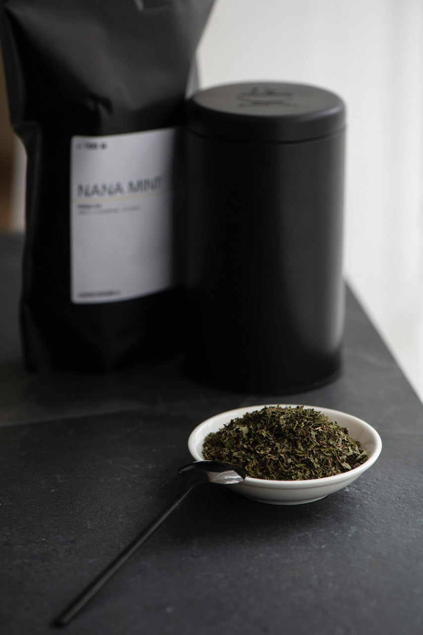 heerlijke munt thee drinken