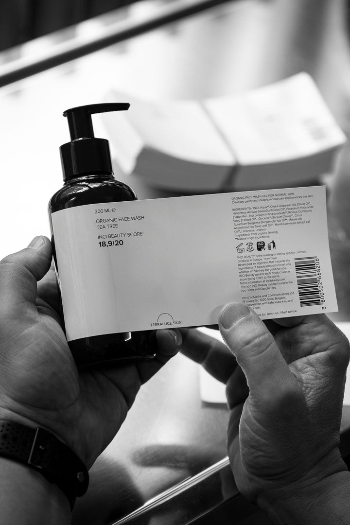 natuurlijke tea tree face wash